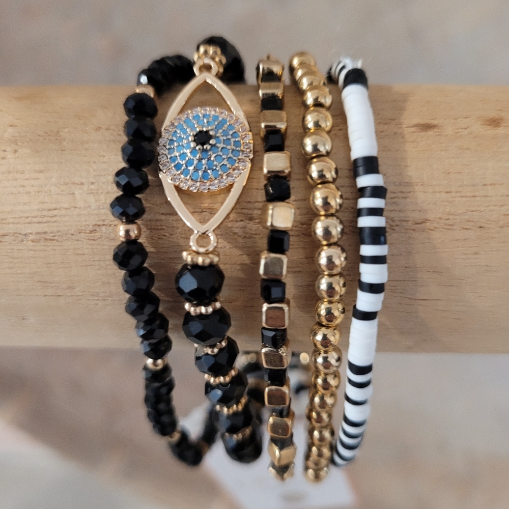 Avant Evil Eye Beaded Stretch bracelet